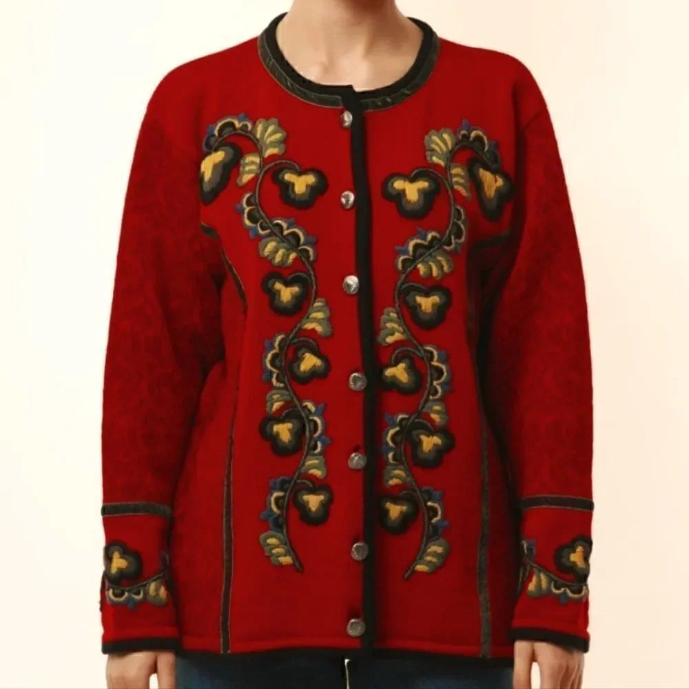 Vintage 80's Wool Handknit Embroidered Cardigan
